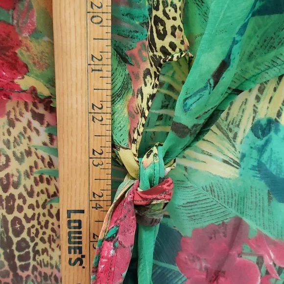 Chico's 3/4 Sleeve Top Semi Sheer Floral Print with Front Tie Waist Detail - Picture 8 of 12